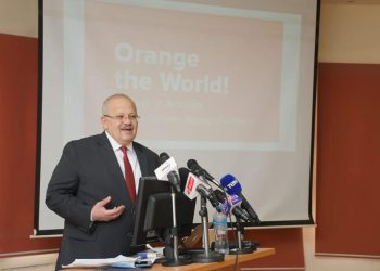 رئيس جامعة القاهرة: الرجل والمرأة كلالهما يحتاج لأخر