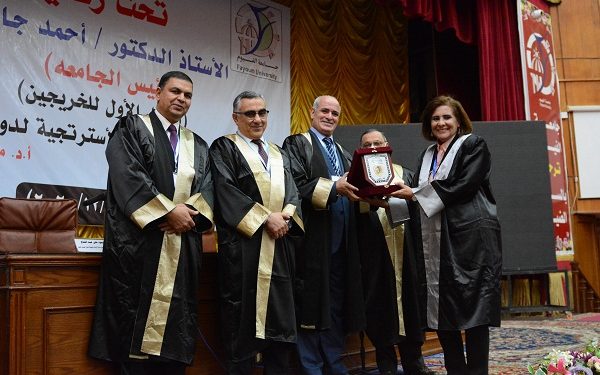 جامعة الفيوم تحتفل بالدفعة الأولى من معهد بحوث دول النيل