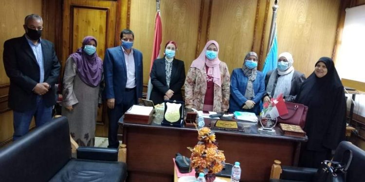 ندوة بدراسات إنسانية الأزهر بتفهنا الأشراف عن محو الأمية وتعليم الكبار