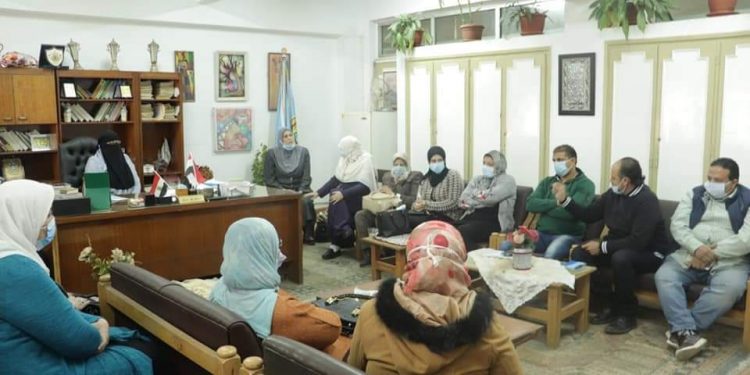 ندوة إرشادية للتوعية بمخاطر فيروس كورونا بجامعة الأزهر