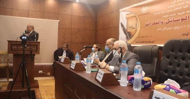 رئيس جامعة الأزهر: “اللغة بنت السماع وعلينا أن نربي أولادنا على حب اللغة العربية”