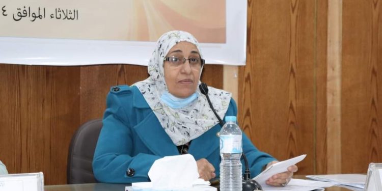 "ألفت جاد الرب" تشيد بتجربة جامعة الأزهر في تطبيق نظام "التعليم الهجين"