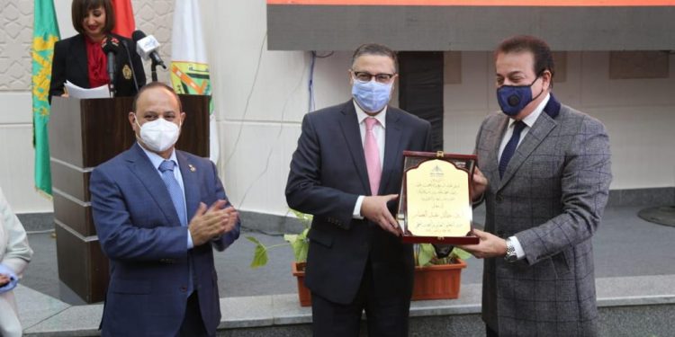 وزير التعليم العالى يشهد فعاليات المؤتمر الـ47 لرابطة علماء مصر فى أمريكا وكندا