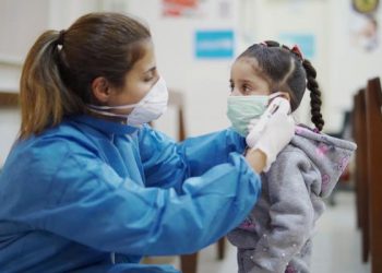 الصحة والأنشطة الطلابية.. طرق العناية بالأطفال في انتشار أزمة كورونا