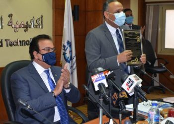 280 مليون جنيه تكلفة برنامج تعميق التنمية التكنولوجية بالجامعات والمراكز البحثية