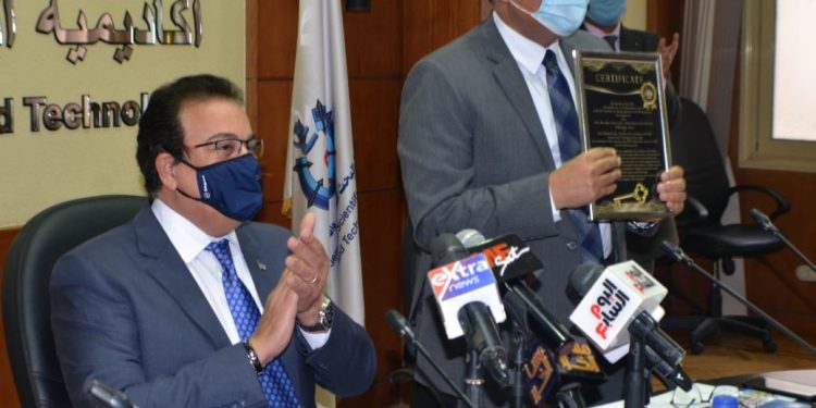 280 مليون جنيه تكلفة برنامج تعميق التنمية التكنولوجية بالجامعات والمراكز البحثية