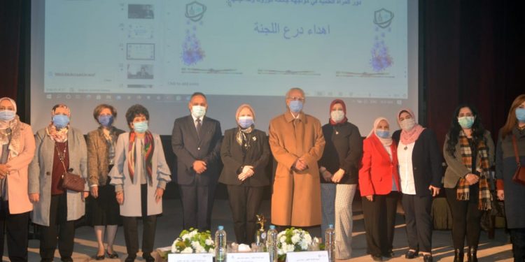 أكاديمية البحث العلمي تناقش "دور المرأة العلمية فى مواجهة جائحة كورونا وتداعياتها"