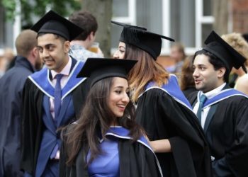 تفاصيل منح رومانيا وقبرص للحصول على  الماجستير والدكتوراه