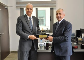 رؤساء الأكاديمية العربية وجامعة العلمين يبحثان التعاون المشترك