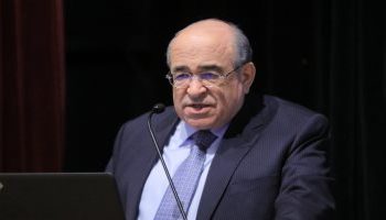 "ألسن عين شمس" تستضيف مصطفى الفقي في الاحتفال العالمي باللغة العربية