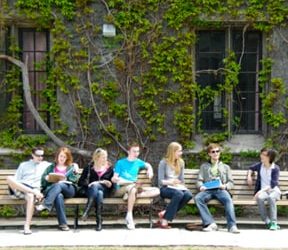 تفاصيل المنح الدراسية المقدمة من الحكومة اليابانية