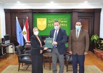 الإسكندرية تفوز بـ 3 مشروعات لدعم التحول الرقمي للجامعات