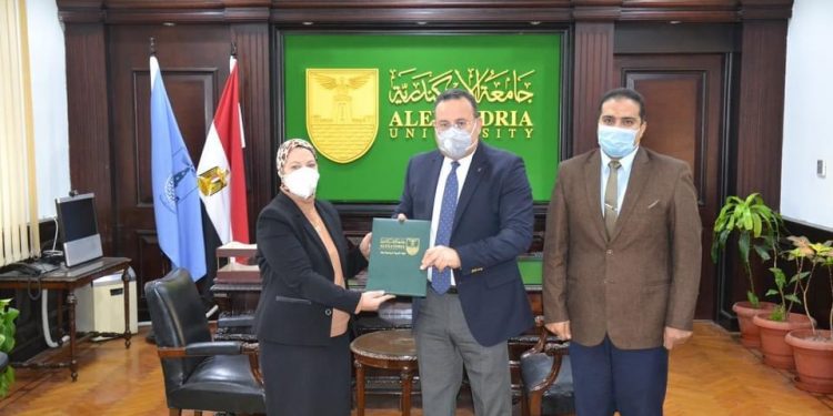الإسكندرية تفوز بـ 3 مشروعات لدعم التحول الرقمي للجامعات