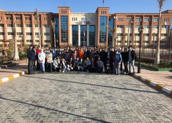 جولة لطلاب جامعة القاهرة الجديدة التكنولوجية في محطة الطاقة الشمسية