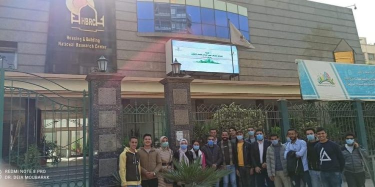 جولة لطلاب جامعة الدلتا في مركز الإسكان والبناء