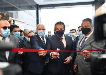 وزير التعليم العالي يفتتح المبنى الجديد لمعهد البحوث لدول حوض النيل بالفيوم