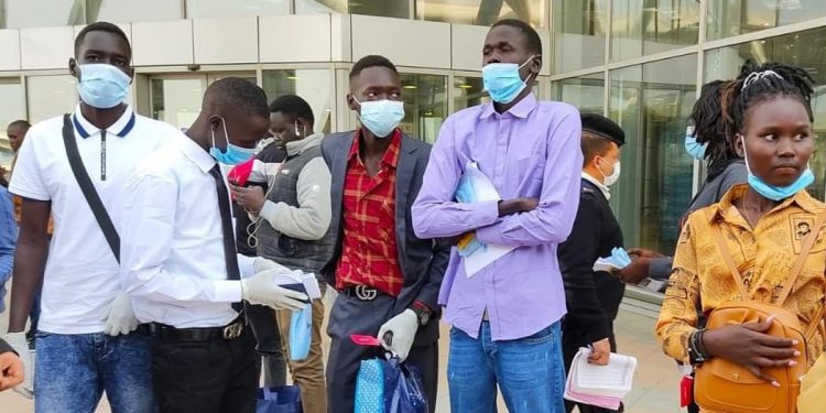 وفد من طلاب جنوب السودان يصل مصر