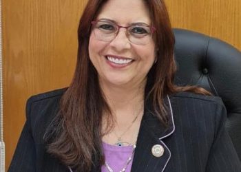 جامعة بنها تهنئ راندا مصطفى لاجتيازها زمالة التعليم الطبي بمعهد الشرق الأوسط