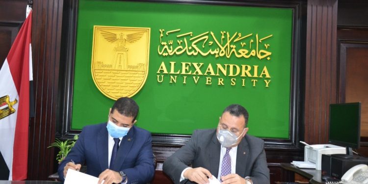 رئيس جامعة الإسكندرية: قضية محو الأمية وتعليم الكبار أهم الاستراتيجيات للتنمية