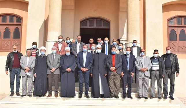 جامعة سوهاج تفتتح مسجدا على مساحة ٣٠٠ متر وبسعة ٤٠٠ مصلى|صور