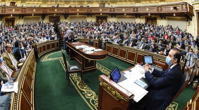 برلماني: 7 وظائف ستختفي في المستقبل بينهم المحاسبين والمحامين
