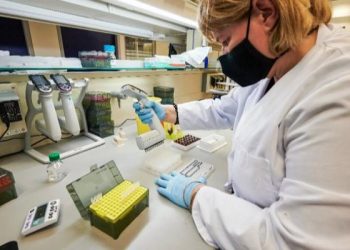 صيدلة القاهرة تبحث الابتكارات في مجال الاستدامة لمواجهة الجائحات في المستقبل