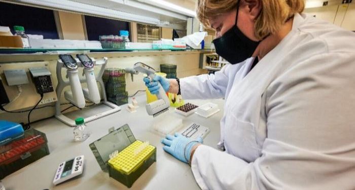 صيدلة القاهرة تبحث الابتكارات في مجال الاستدامة لمواجهة الجائحات في المستقبل