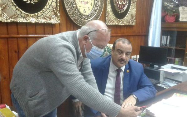 تعليم مطروح: رفع مناهج مدرسة الضبعة النووية على "فيسبوك، زووم"