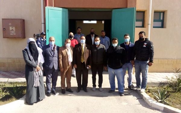 تعليم مطروح: تفعيل منظومة بث محاضرات لطلاب الضبعة النووية عبر "زووم وفيس يوك"