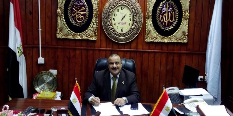 تعليم مطروح: جاري توزيع كتب الفصل الدراسي الثاني على الإدارات التعليمية