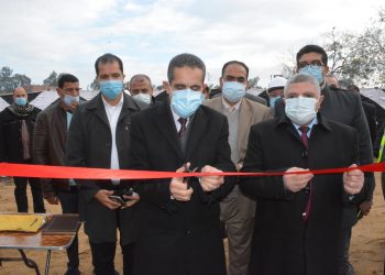 محافظ الغربية يفتتح مدرسة و٣ محطات للصرف الصحي بتكلفة 243 مليون جنيه