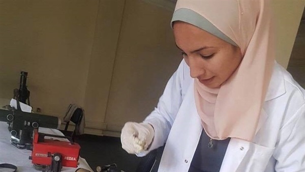 ندى زين الدين..صاحبة انتاج مادة للقضاء علي النمل الابيض وانقاذ بحيرات البرلس