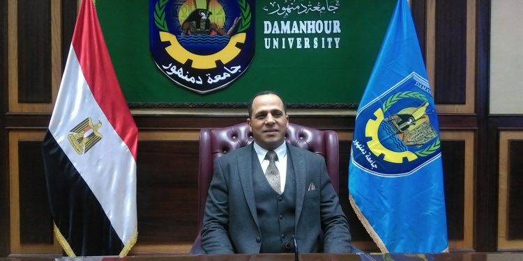 رئيس جامعة دمنهور: بدأنا التجهيز للاختبارات الإلكترونية بتجربة استطلاعية.. و500 جهاز كمبيوتر