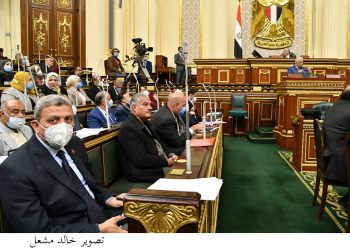 أمهات مصر: نقترح عقد اجتماع دوري بين  لجنة التعليم بالبرلمان والوزارة "وجروبات الماميز"