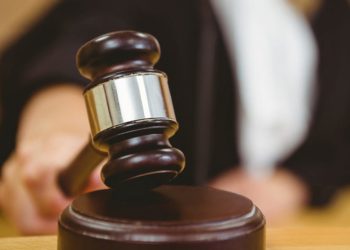 "التأديبية العليا" توقف طعن مدير بمستشفى جامعى متهم بمخالفات فى مناقصة مستلزمات