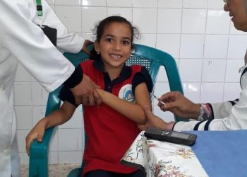 بدء التطعيم ضد الالتهاب السحائي بدمياط لهؤلاء الطلاب  