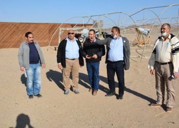 جامعة أسوان تنظم أكبر قافلة طبية شاملة لقرية العلاقي بحدود مصر