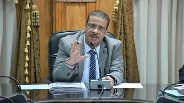رئيس جامعة قناة السويس