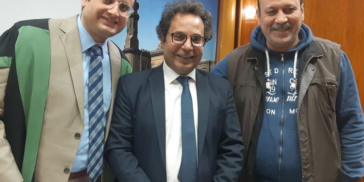 الماجستير بامتياز في الدراسات الأدبية للزميل عبد الهادي عباس