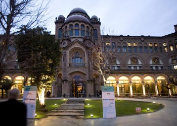 للطلاب..خطوات التقدم للدراسة في جامعات اسبانيا 