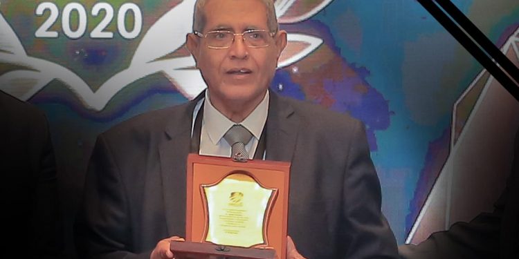 رئيس جامعة القاهرة ينعي الدكتور جمال درويش