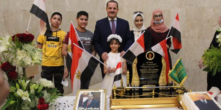 العزازي رئيسًا لقطاع البعثات بالتعليم العالي