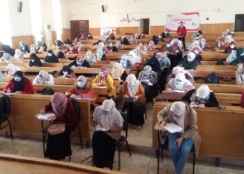 هدوء تام يسود لجان استكمال امتحان الفرقة السادسة بكلية طب الأزهر