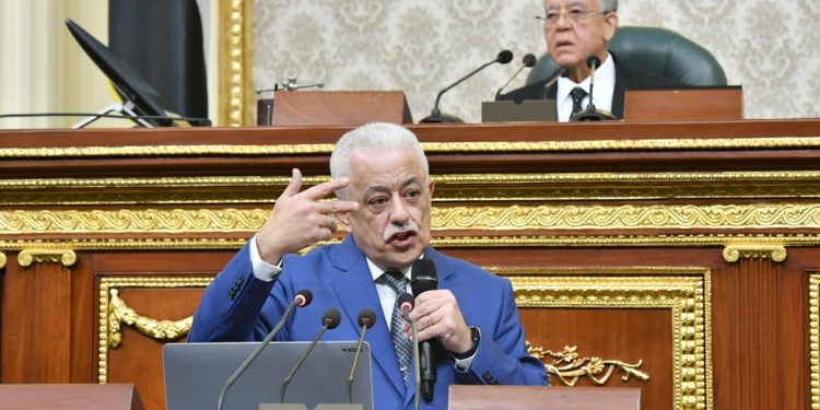 طلب إحاطة لوزير التربية والتعليم بشأن عدم تجديد التعاقد لـ 36 ألف معلم