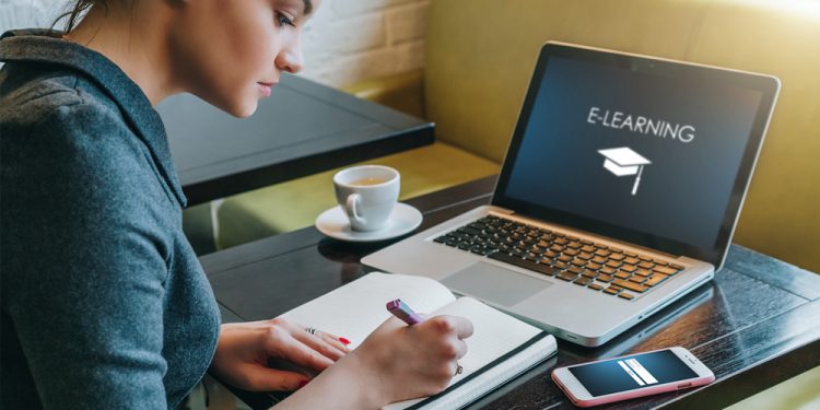 اليوم انتهاء الفصل الدراسي الأول بالجامعات والمعاهد