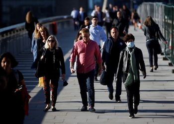 علماء روس يتوصلون لصور سلالة كورونا الجديدة التي ظهرت في بريطانيا