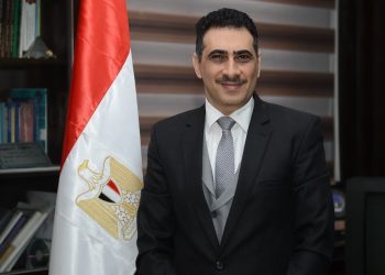 الدكتور محمود السعيد عميد كلية الاقتصاد والعلوم السياسية جامعة القاهرة