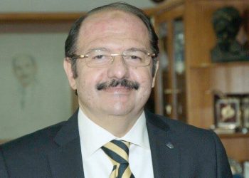 د صديق عبد السلام رئيسًا للإهرام الكندية