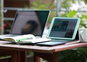 خطوات تفصيلية للطلاب للتعرف على طريقة التعليم عن بُعد بالجامعات