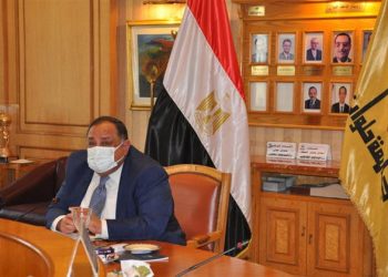 وزير التعليم العالي يضع حجر أساس جامعة حلوان الأهلية